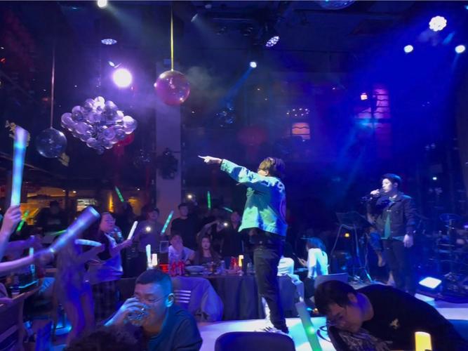 酒吧术语常识大全,酒吧术语常识大全集-第6张图片-牛逼常识网 酒吧术语常识大全,酒吧术语常识大全集-第6张图片-牛逼常识网