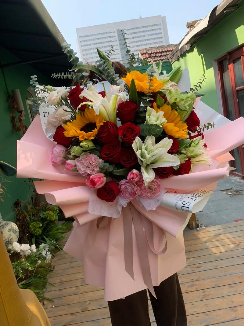 鲜花搭配教学（鲜花搭配常识）